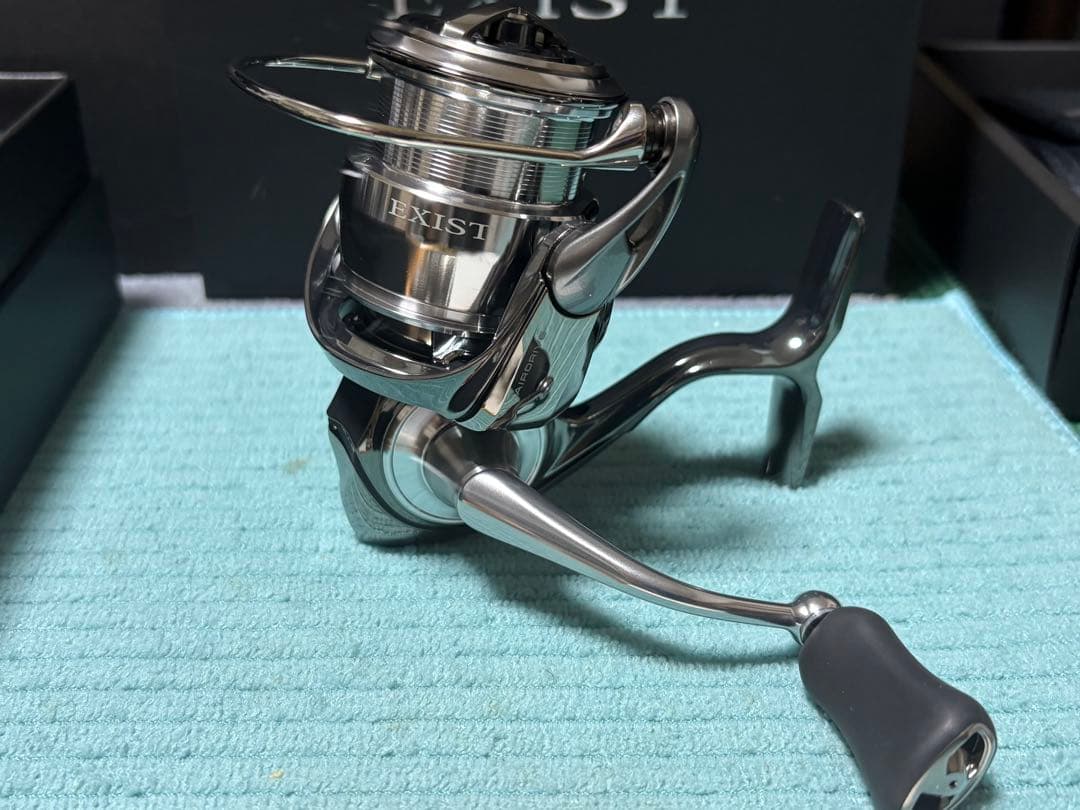 ダイワ22イグジストLT2500S-H +EXLT2500SSスプールドラグノブ