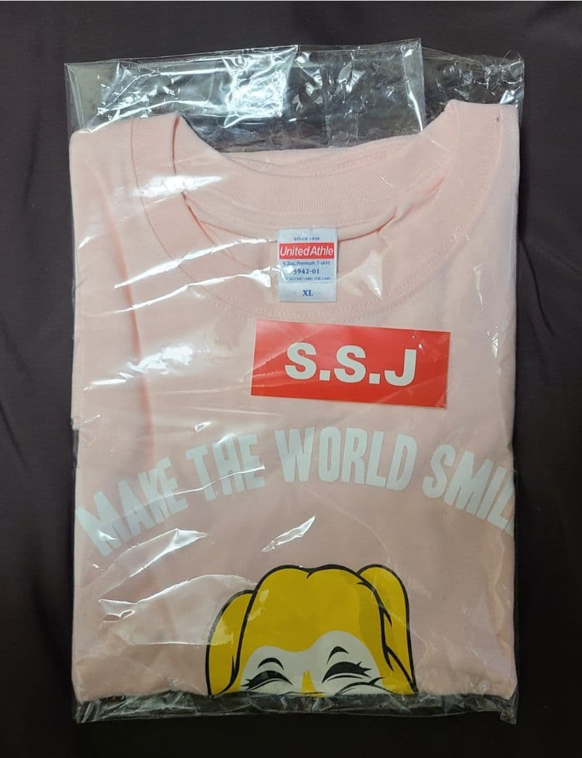 完売 志尊淳マックスTシャツXL - メルカリ