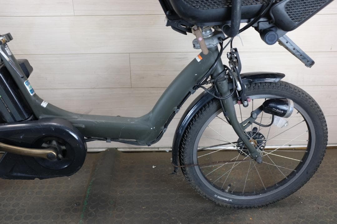 な*ん様 新基準ヤマハPAS　KISS　20インチ3段　8.7Ah（4点灯）充電