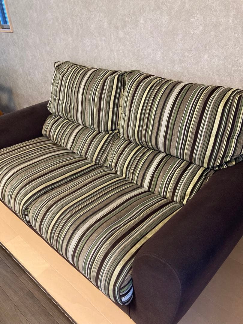 ニトリ 3人掛けソファ スペイン製 大阪 - メルカリ