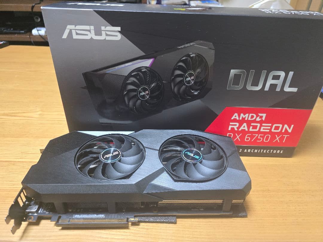 グラフィックボード・グラボ・ビデオカード ASUS Radeon RX 6750 XT DUAL 12GB ASUS Dual Radeon RX 6750 XT OC Edition 12GB GDDR6 | Graphics Card