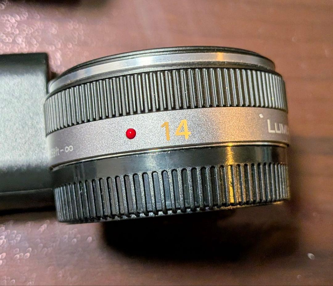 LUMIX DC-GH5 ミラーレス一眼 単焦点レンズ付（レンズ不要なら値引可