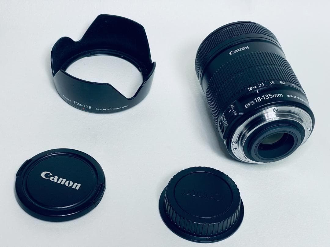 美品✨Canon キヤノン EF-S 18-135mm F3.5-5.6 IS