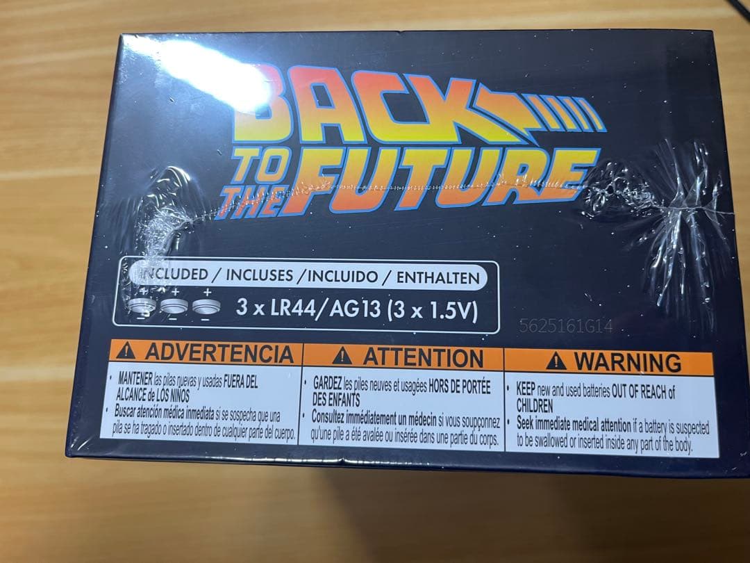 【限定バッジ2個付】BTTF デロリアン 1/24 JADA クロームメッキ仕様