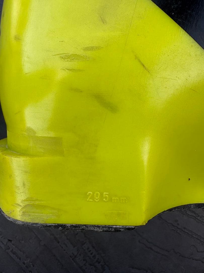 【値下げ可】Fischer RC4 Podium RD130 25.5cm