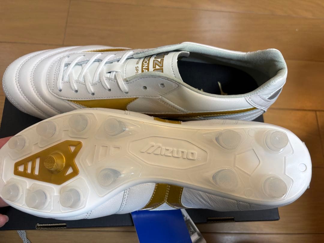 モレリア2JAPAN 限定カラー 27cm MORELIA GOLD PACK - メルカリ