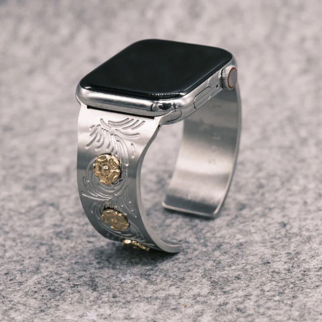 AppleWatch バングル　SOULITE JAPAN ベルト　バンド AppleWatchをラグジュアリーに - Apple Watch専用バングル SOULITE