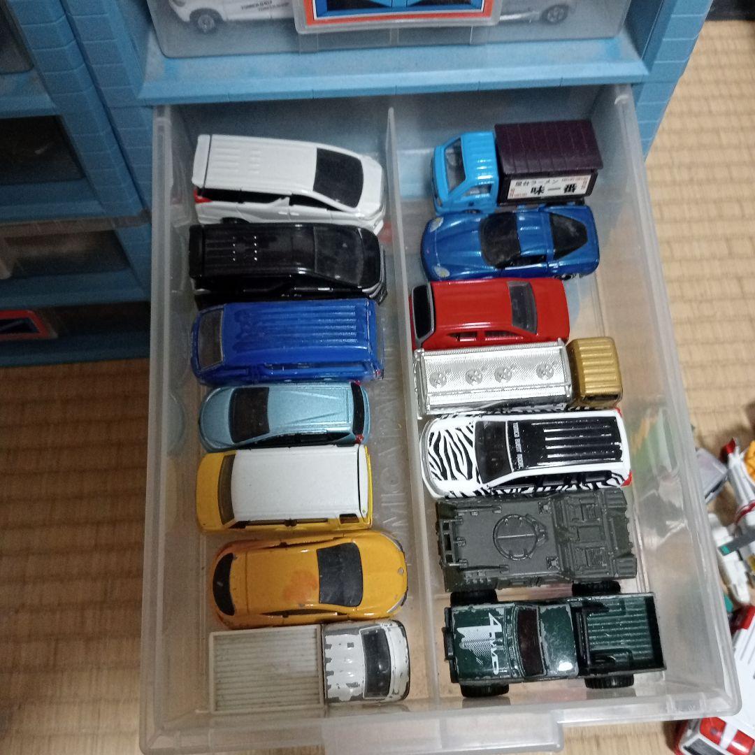 トミカ 199台 まとめ売り 収納駐車場付き