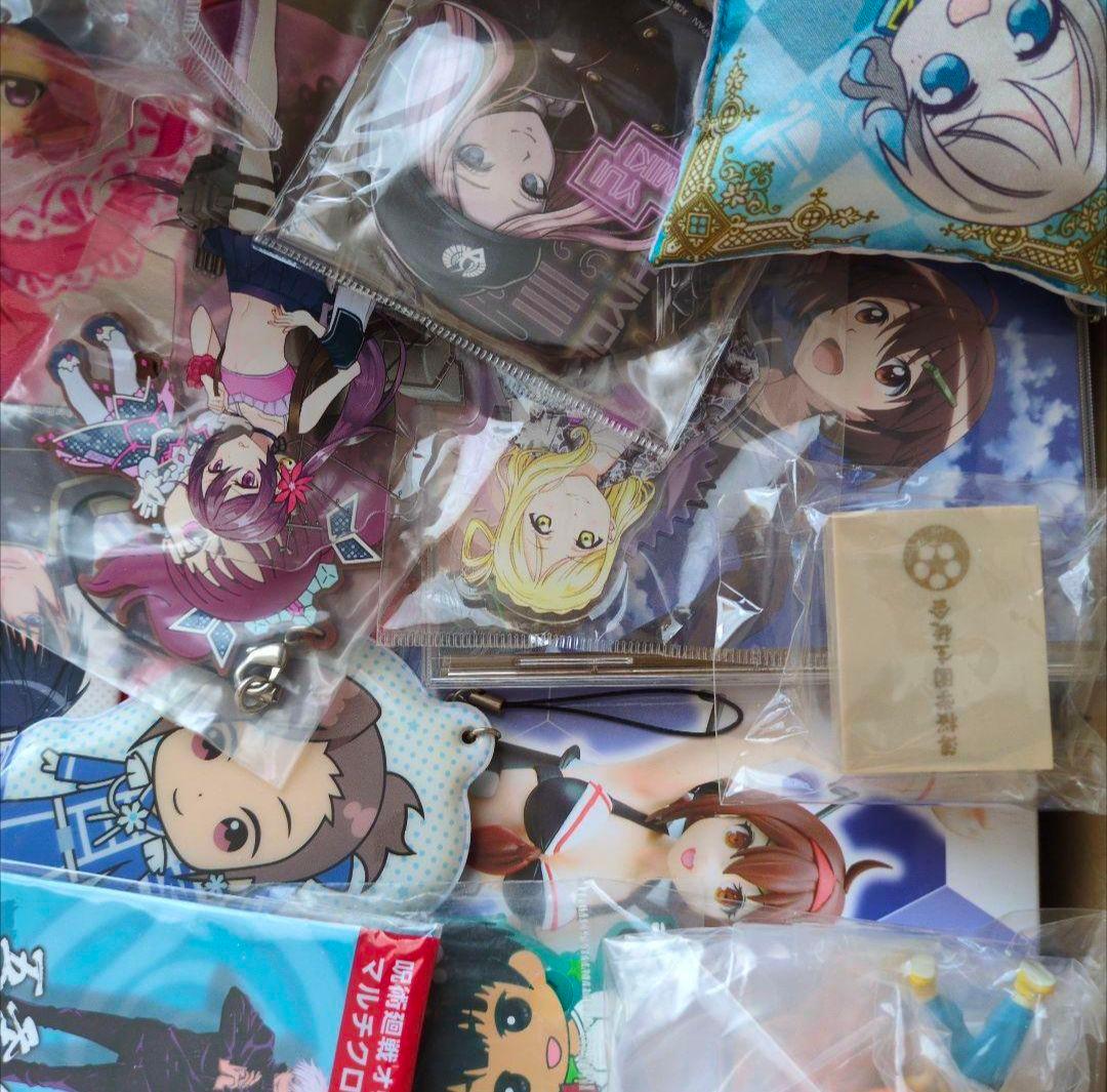 大量500点以上！アニメ・キャラクターグッズ（140サイズ）