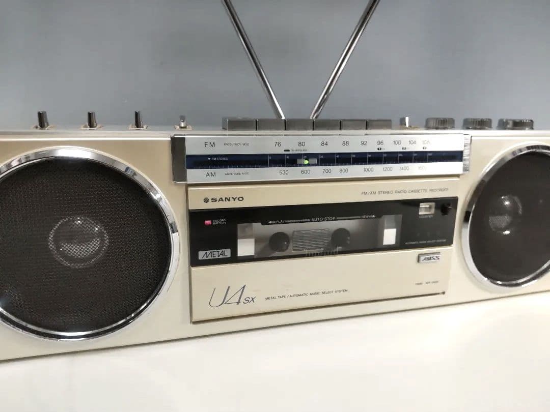 昭和レトロ SANYO ラジカセ MR-U4SX ラジオのみ動作