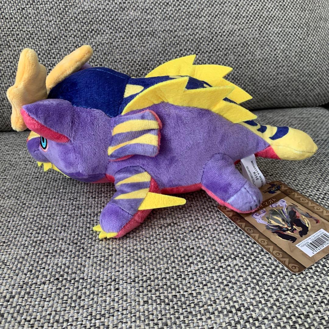 マガイマガド/デフォルメぬいぐるみ/モンスターハンターライズ - メルカリ