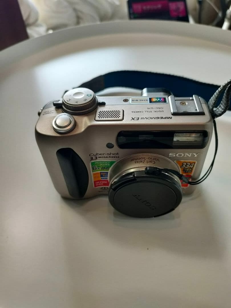 SONY Cyber-shot DSC-S75 本体のみ 電源入ります。