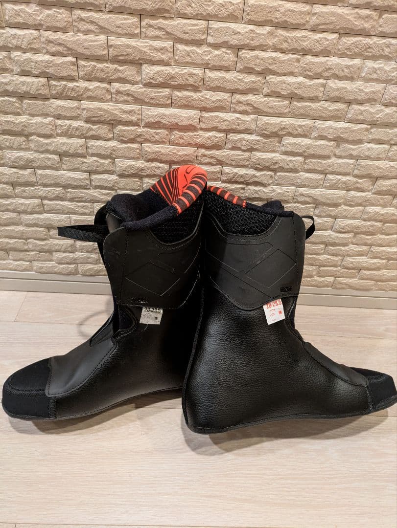 ROSSIGNOL EVO70 28.5cm ラスト幅104mm　スキーブーツ