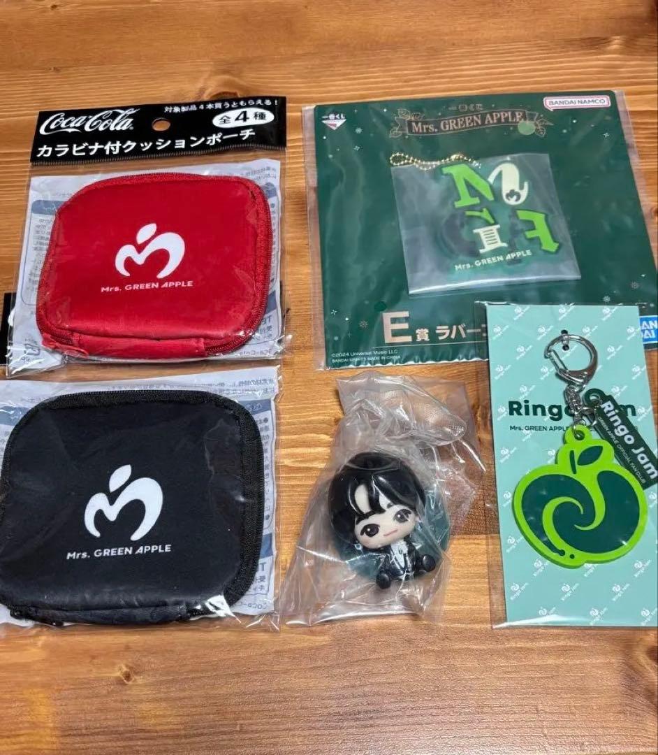 【期間限定値下げ】メメルぬいぐるみ&キーホルダー　グッズ