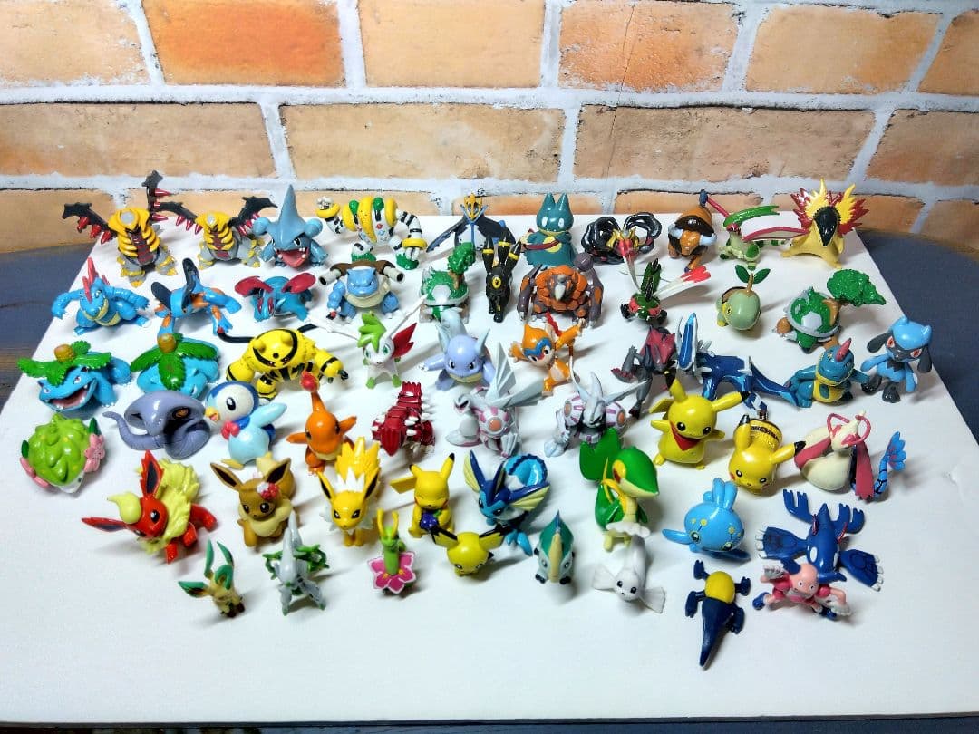 ポケットモンスター フィギュア 楽天市場】ポケットモンスター モンコレ ML-18 ザシアン | ポケモン