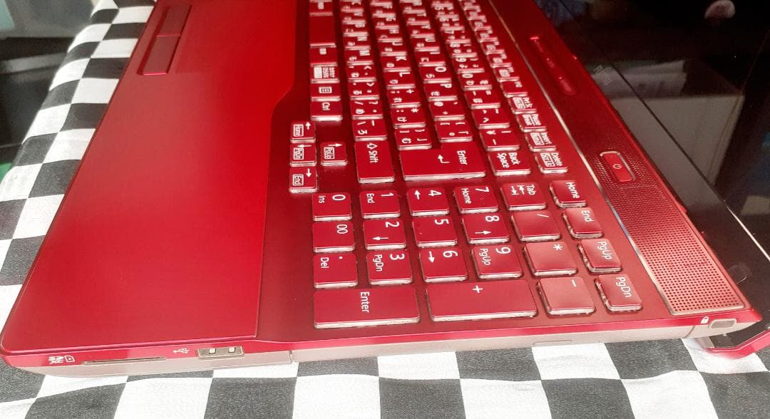 富士通LIFEBOOK FMV ノートPC 8世代 Core i7-8565U - メルカリ