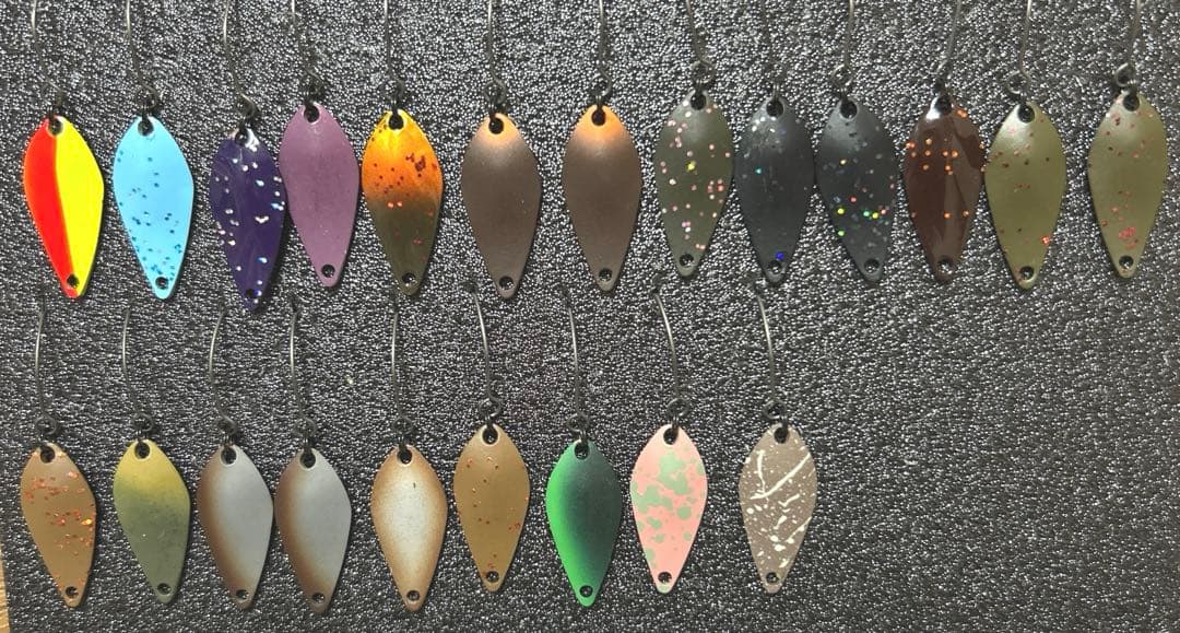 トラウト　ロブルアー　ダイアナ1.3g・1.0g STALK1.0g 64枚