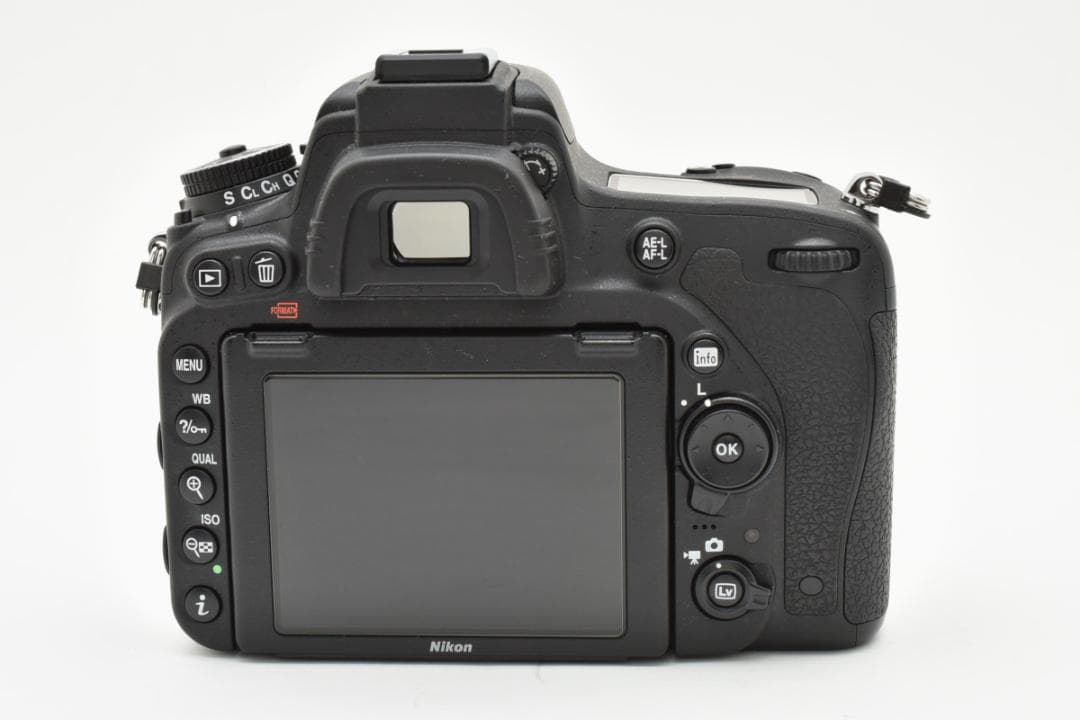 美品 ニコン　Nikon D750 ボディ 《ショット数26860回》 1300