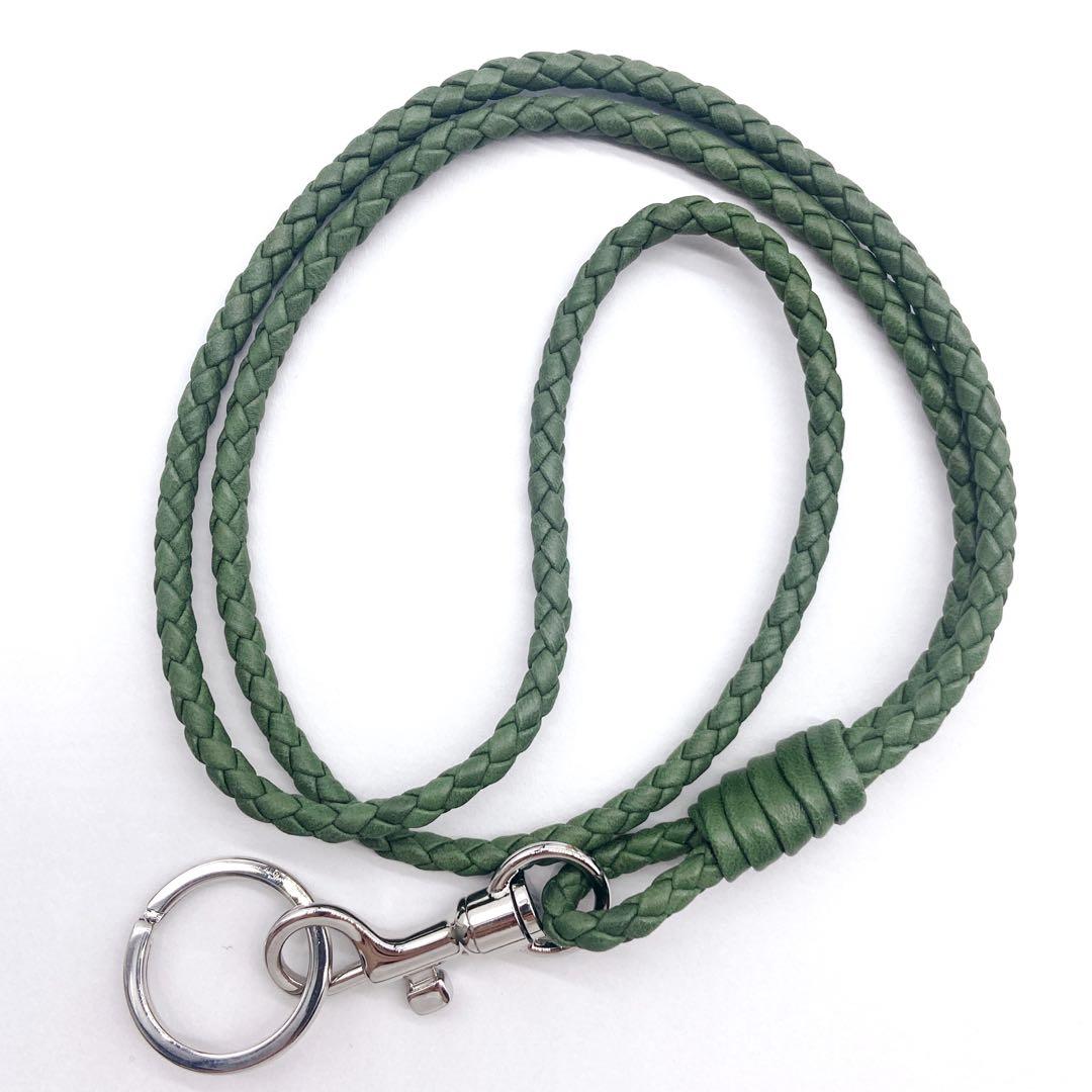 未使用級✨ボッテガヴェネタ ロングレザーチャーム 編み込み グリーン