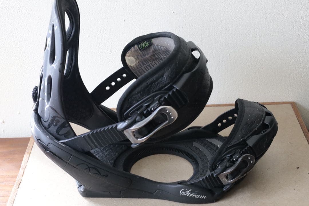 FLUX フラックス ビンディング バインディング Mサイズ - メルカリ