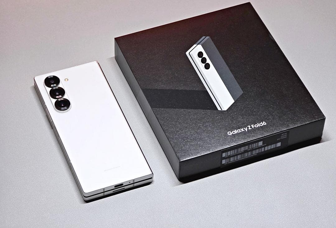 Samsung Galaxy Z Fold6 ホワイト 256GB Amazon.com: SAMSUNG Galaxy Z Fold6 Smartphone, 256GB, Factory
