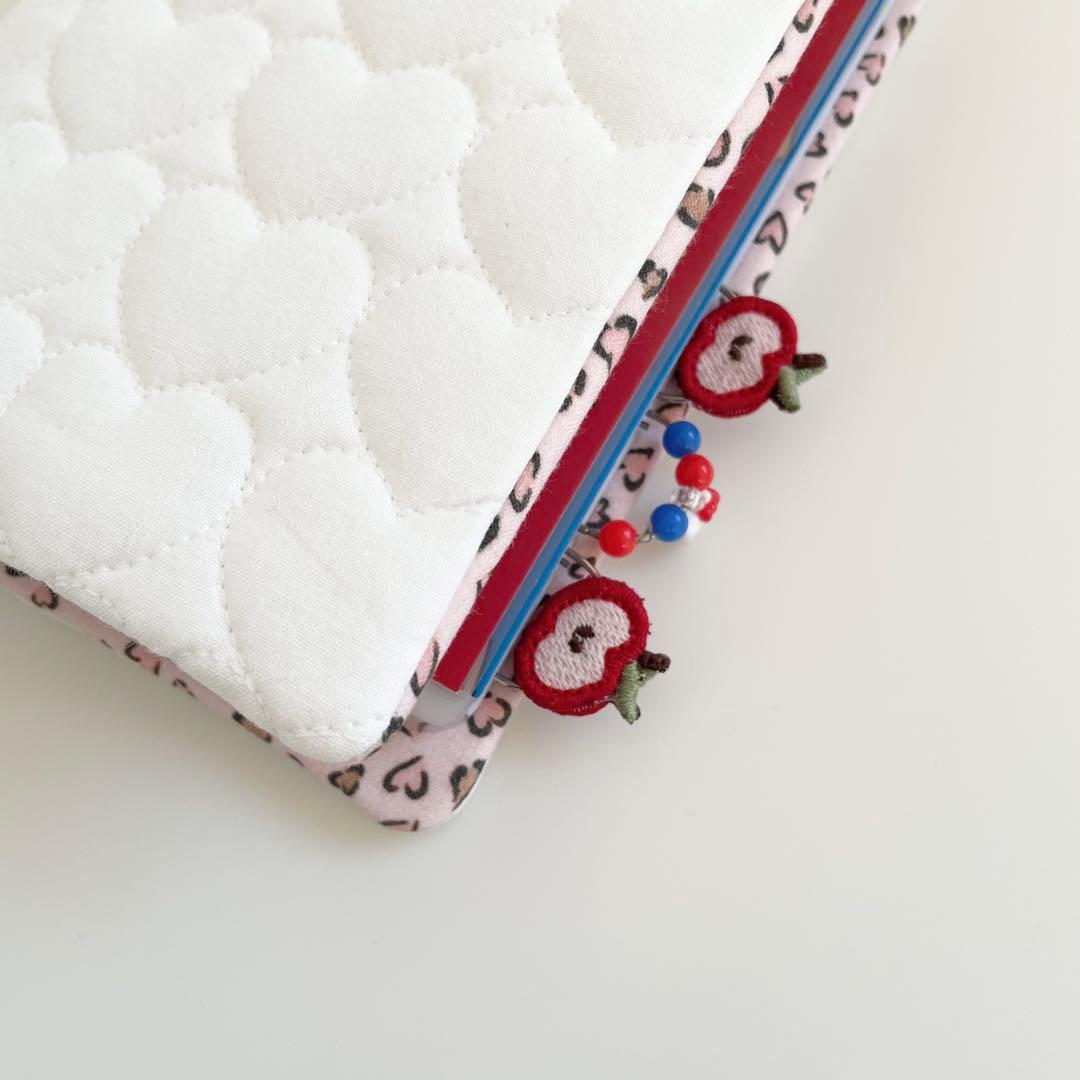 本日のみの出品　韓国　バインダー　貯金　カバー　猫　りんご　リフィル　2 猫の日限定】A6 リフィル 5枚セット saving 貯金 韓国 お金管理