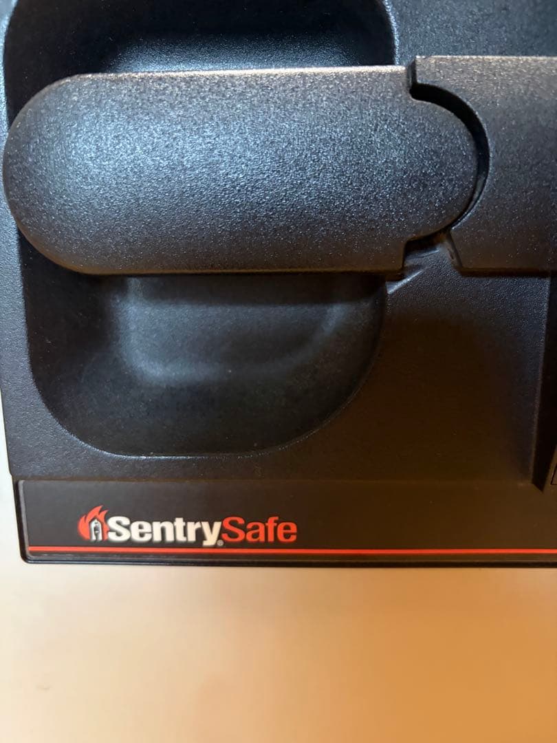 セントリー ファイヤセーフ 耐火金庫 デジタル SentrySafe S0607