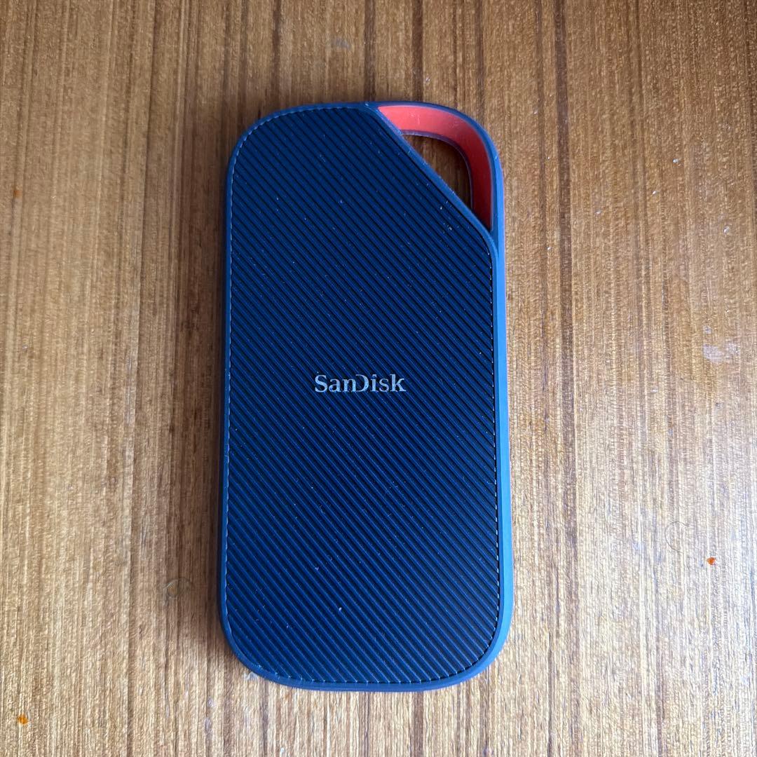 SanDisk Extreme Pro 2TB 外付けSSD / USB4 Amazon.com: 2TB SanDisk Extreme PRO Portable SSD with USB4, Up to