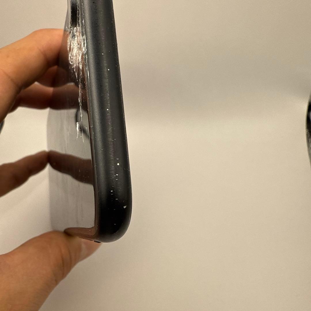 iPhoneXR ブラック ジャンク 画面割れ 変形 - メルカリ