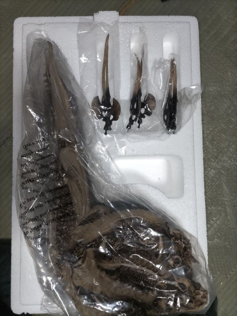 NECA ネカ　プレデター　クランリーダースローン　プレデターバッドランド