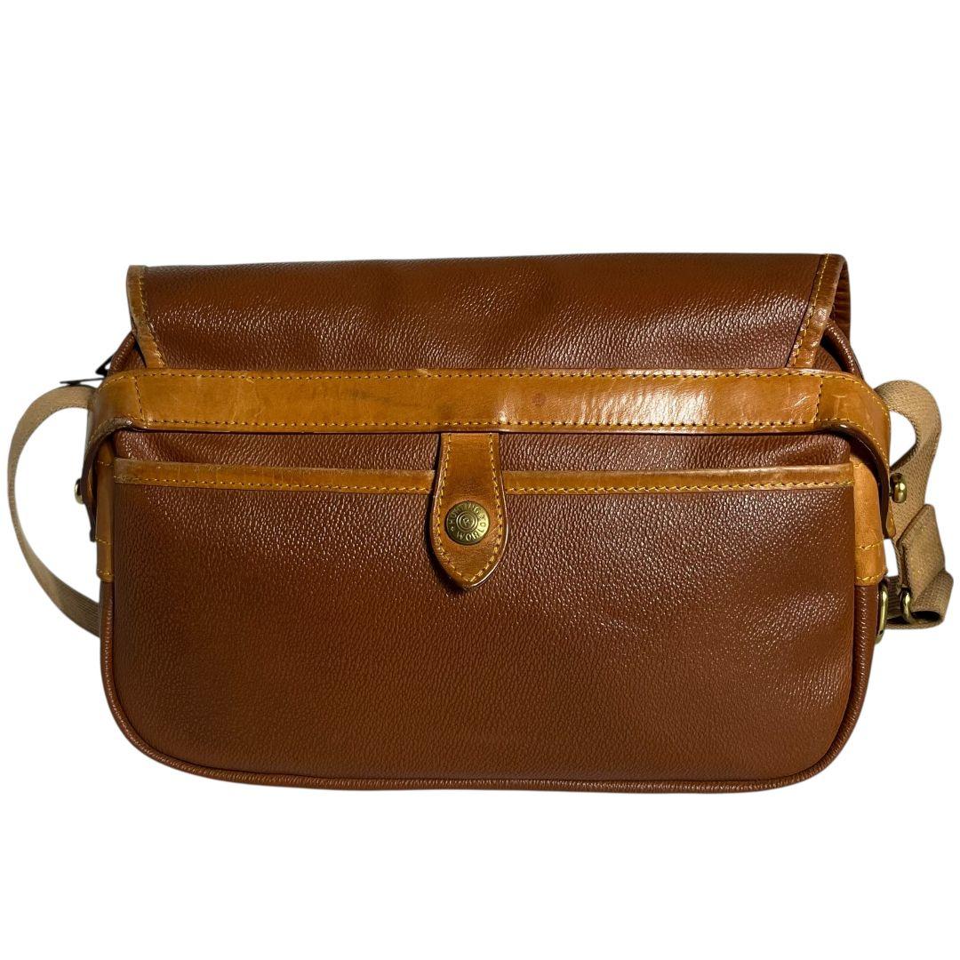 良品 】 ハンティングワールド メッセンジャーバッグ フラップベルト