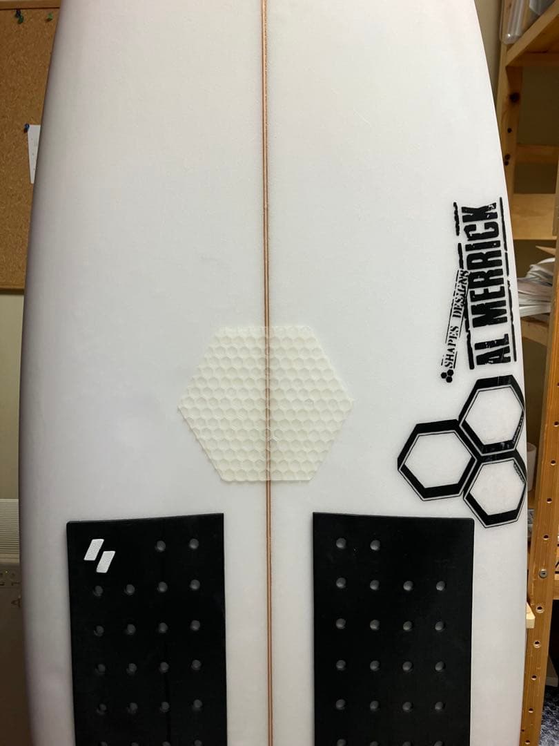 アルメリック ネックベアード3 5' 11 Future PU サーフボード - メルカリ