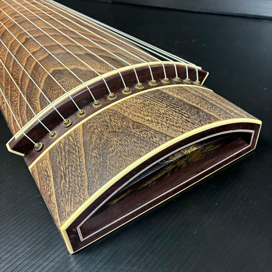 琴 筝 すだれ彫り 上角巻き 紅木装飾 金彩鶴松図 蒔絵口前 並甲 13弦
