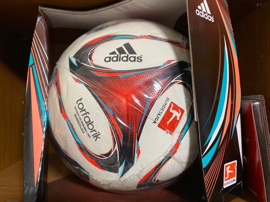 5*で様 adidas/ブンデスリーガ公式球 楽天市場】【公式】DERBYSTAR ダービースター ブリラント APS