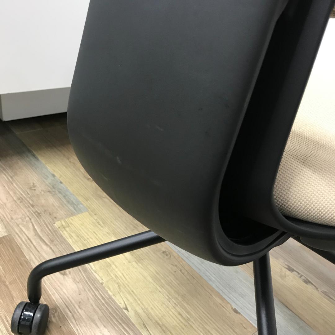 アウトレット展示品・2024年製】内田洋行 アプテア 多目的チェア