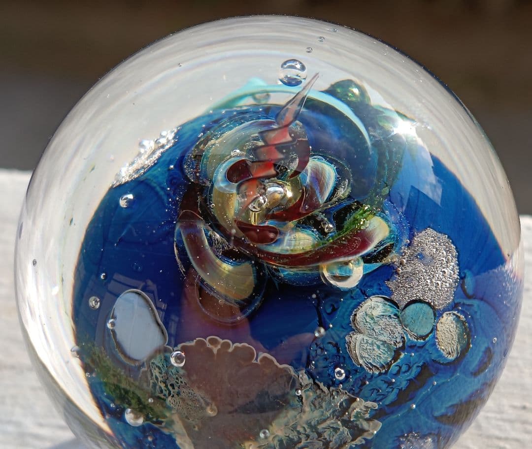 希少】ジョシュ・シンプソン ガラス作品 Inhabited Planet - メルカリ