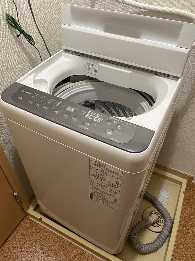 Panasonic パナソニック 洗濯機 6㎏ NA-F60PB14 2021年製
