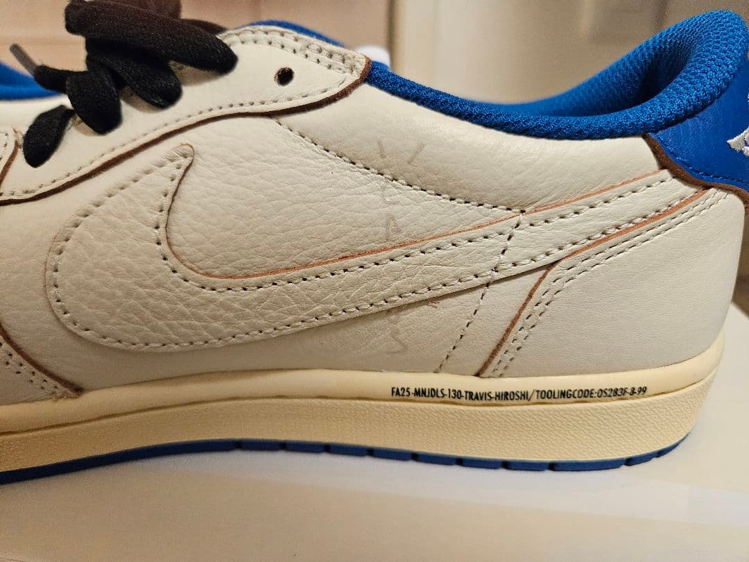 トラヴィス フラグメント エアジョーダン1low 28.5cm