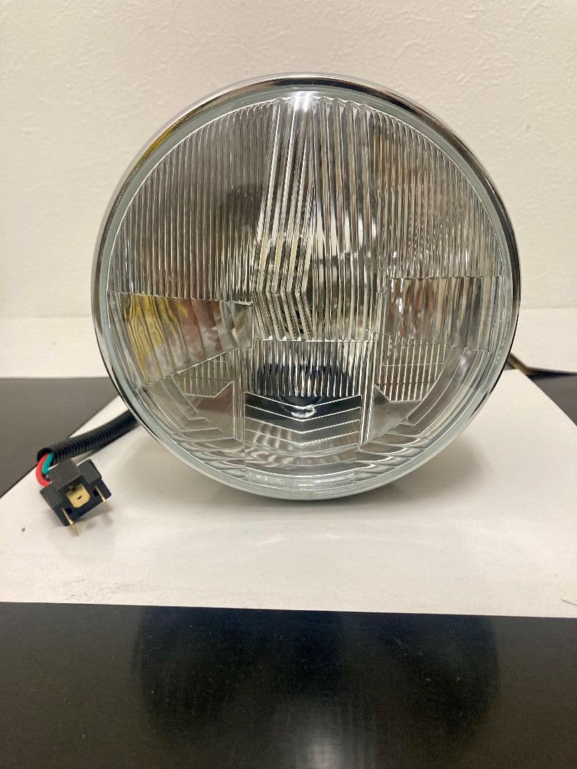 シビエCIBIEタイプ180パイヘッドライトクリアレンズ黒ケ−ス - メルカリ