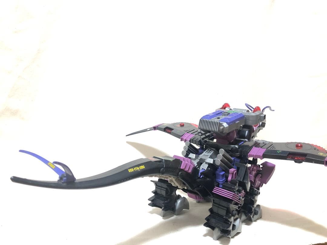 ライト◎】TOMY 旧ゾイド ギル・ベイダー 不動品 - メルカリ