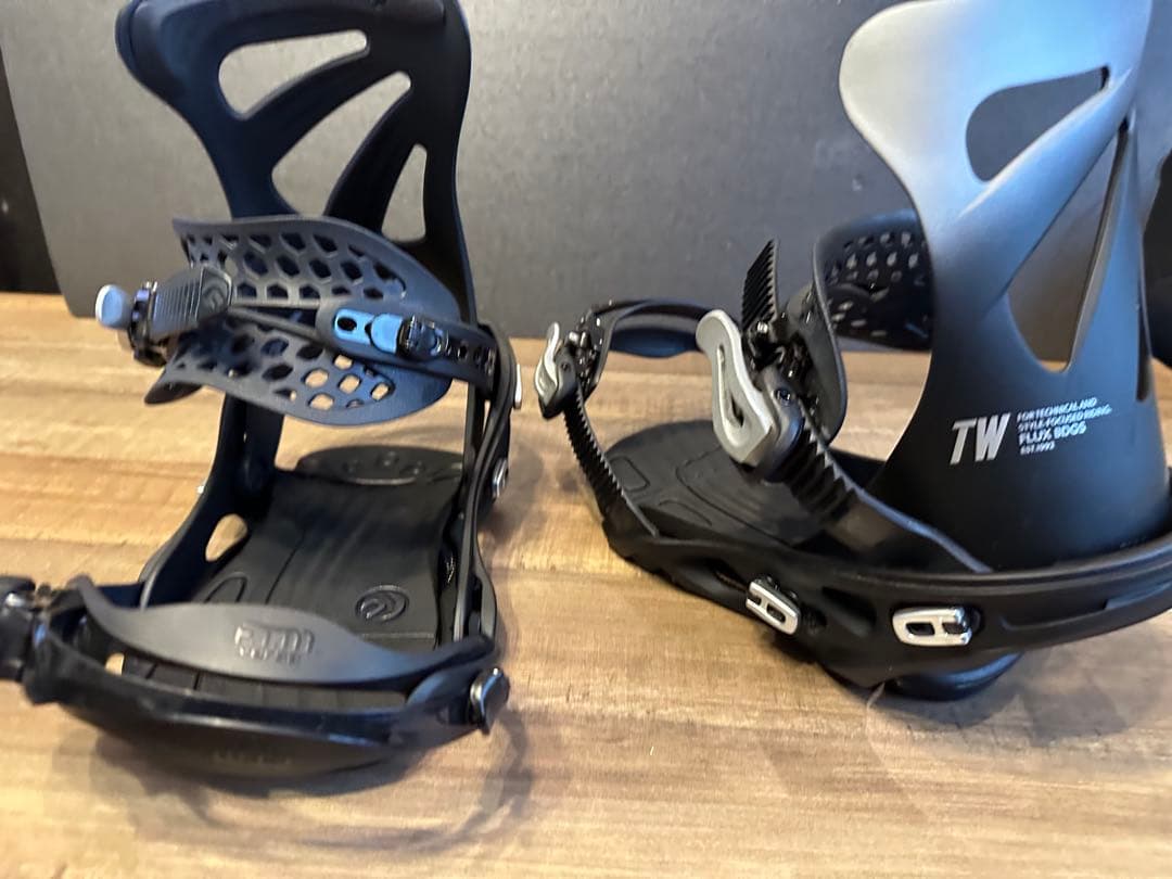FLUX TW スノーボードビンディング ブラック S FLUX BINDINGS（フラックスバインディング） フラックス スノーボード