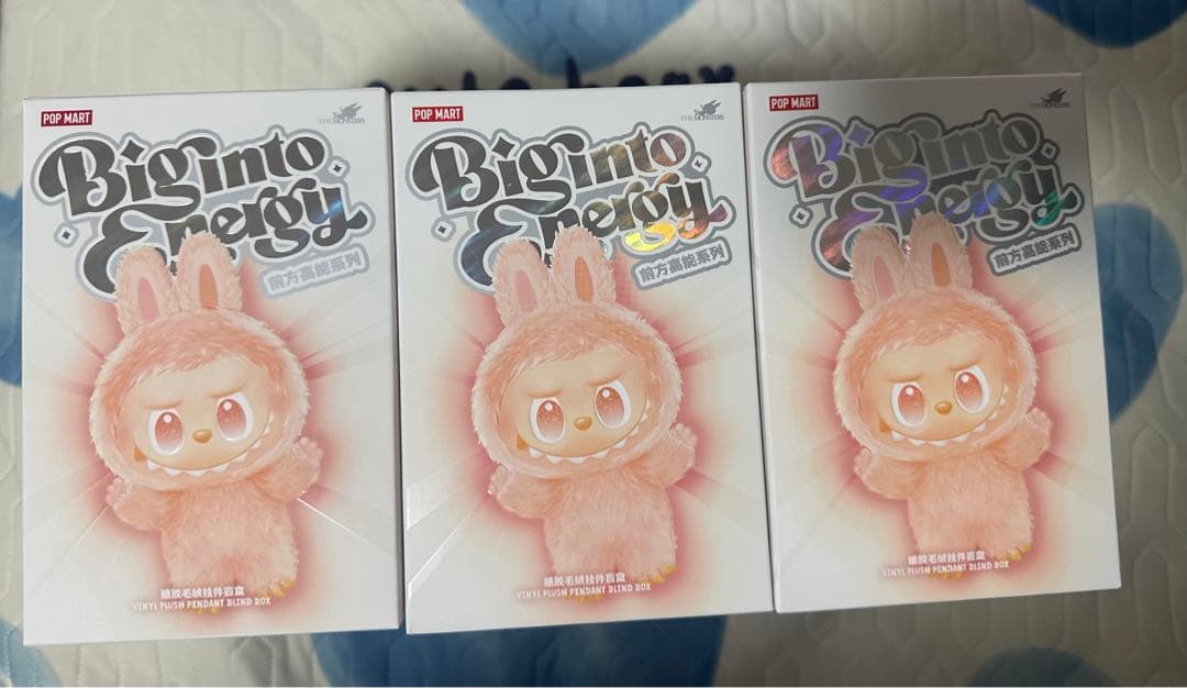 LABUBU THE MONSTERS Big into Energy 3個