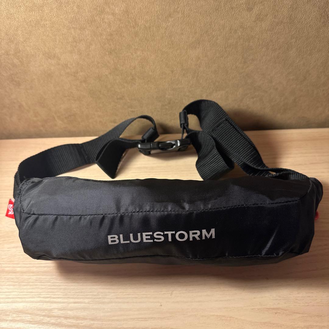 BLUESTORM ブルースローム 膨脹式ライフジャケット BSJ-9320RS - メルカリ