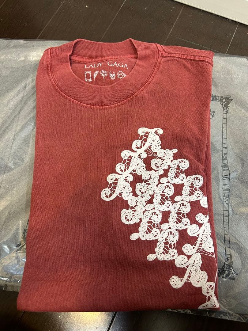 【Lady Gaga: The MAYHEM Ball】 Tシャツ　sサイズ