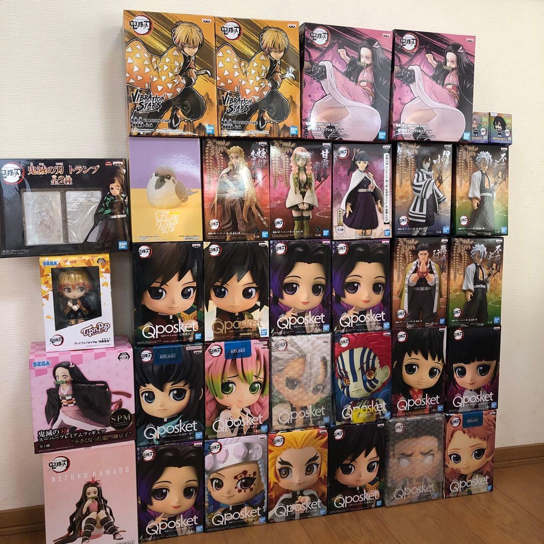 鬼滅の刃 フィギュア＆グッズ まとめ売り34箱 - メルカリ