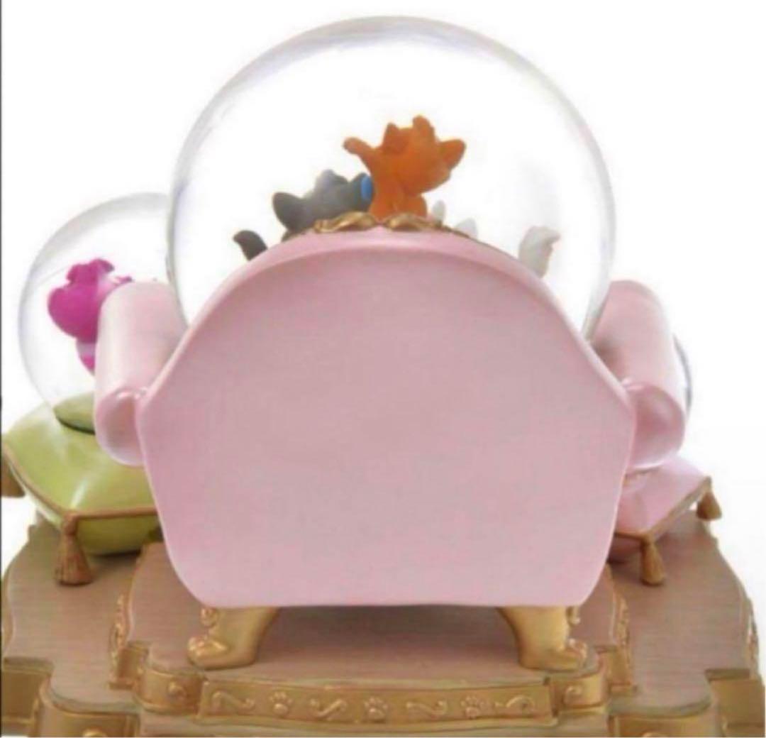 ディズニー☆猫キャラクター☆大きなスノードーム（ラスト1点）