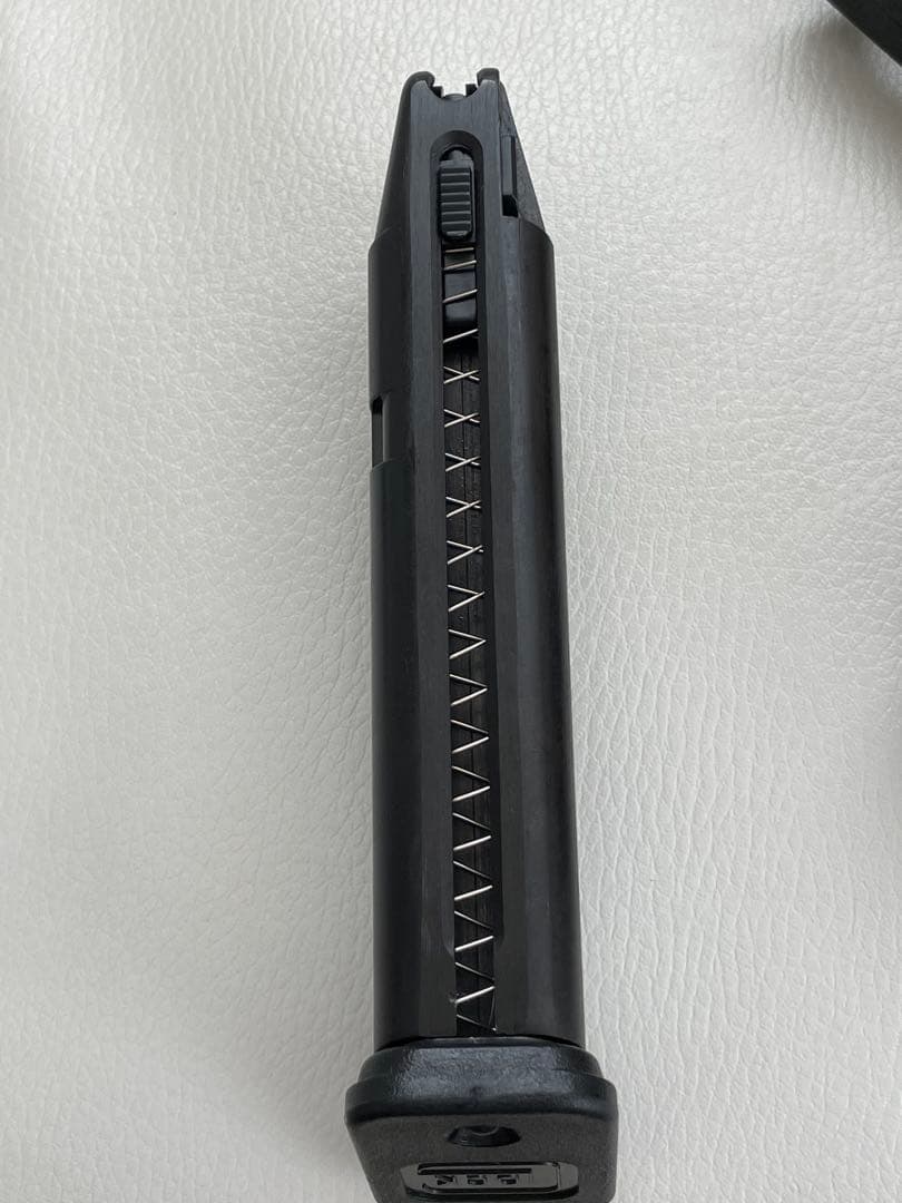 【未使用・美品】東京マルイ ガスブローバック GLOCK 17 Gen.3