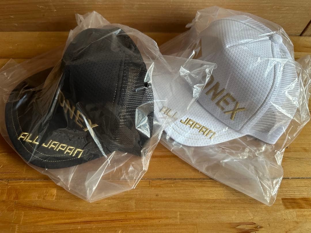ヨネックス キャップ オールジャパン大会限定2024 黒金.白金 新品2個