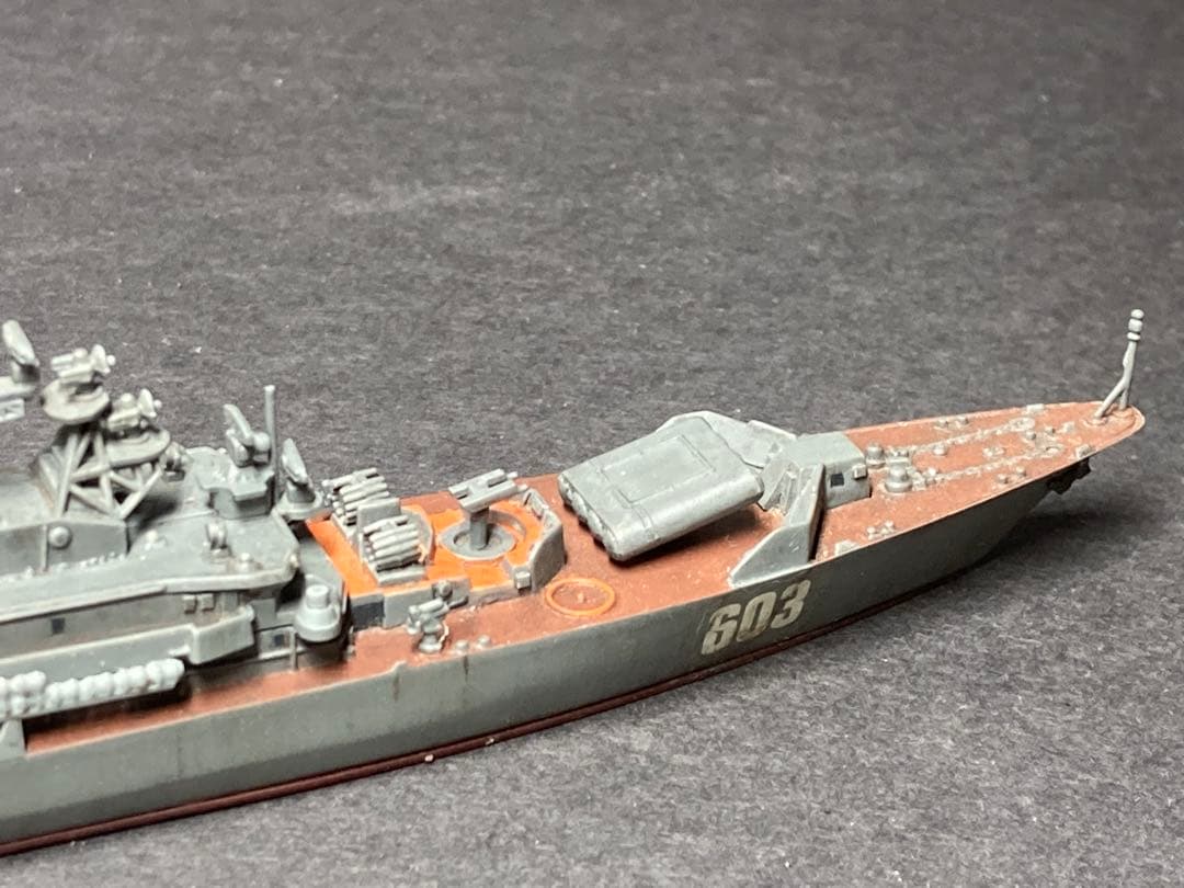 完成品】1/700 ソビエト海軍 クリヴァクⅡ型フリゲート(ピットロード