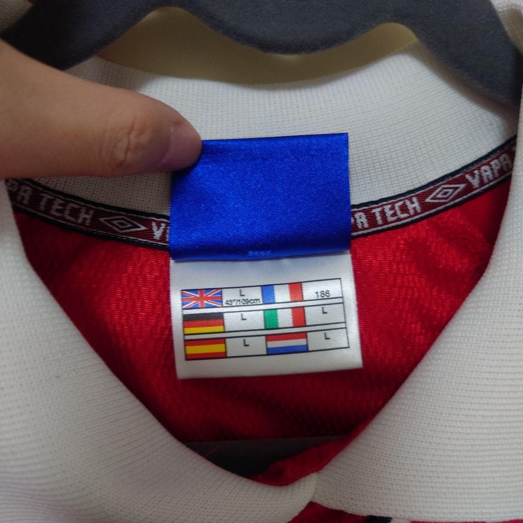 マンチェスター・ユナイテッド 1999-00トレブル記念 - メルカリ